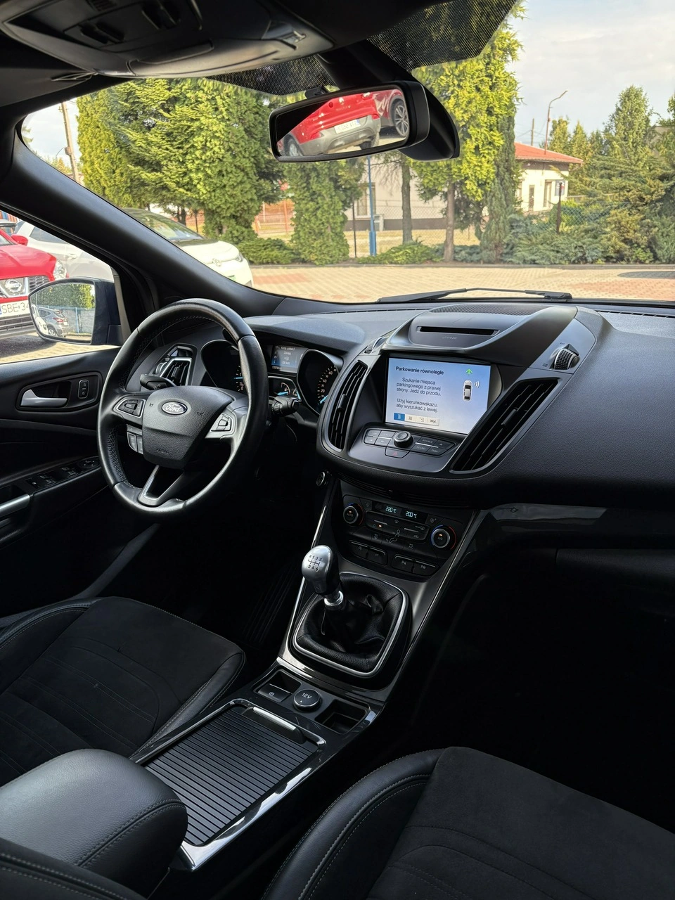 Ford Kuga - Zdjęcie 11