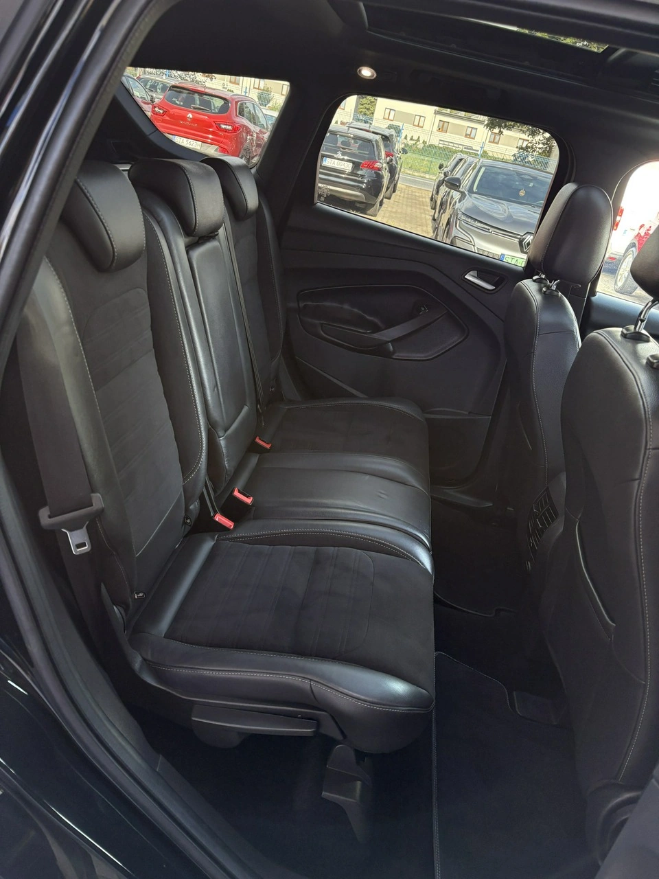 Ford Kuga - Zdjęcie 14