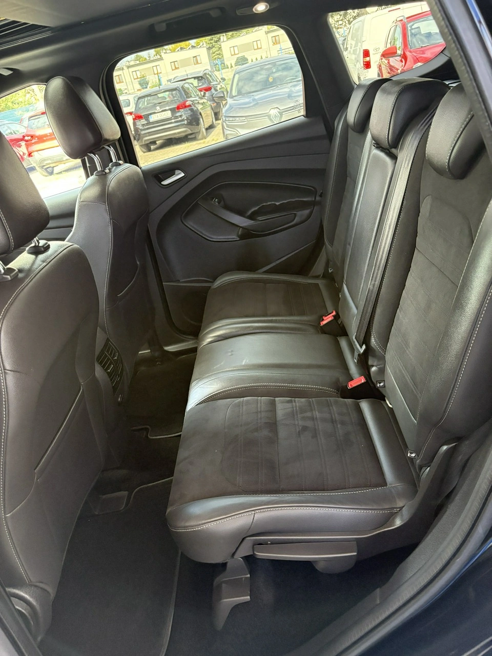 Ford Kuga - Zdjęcie 18
