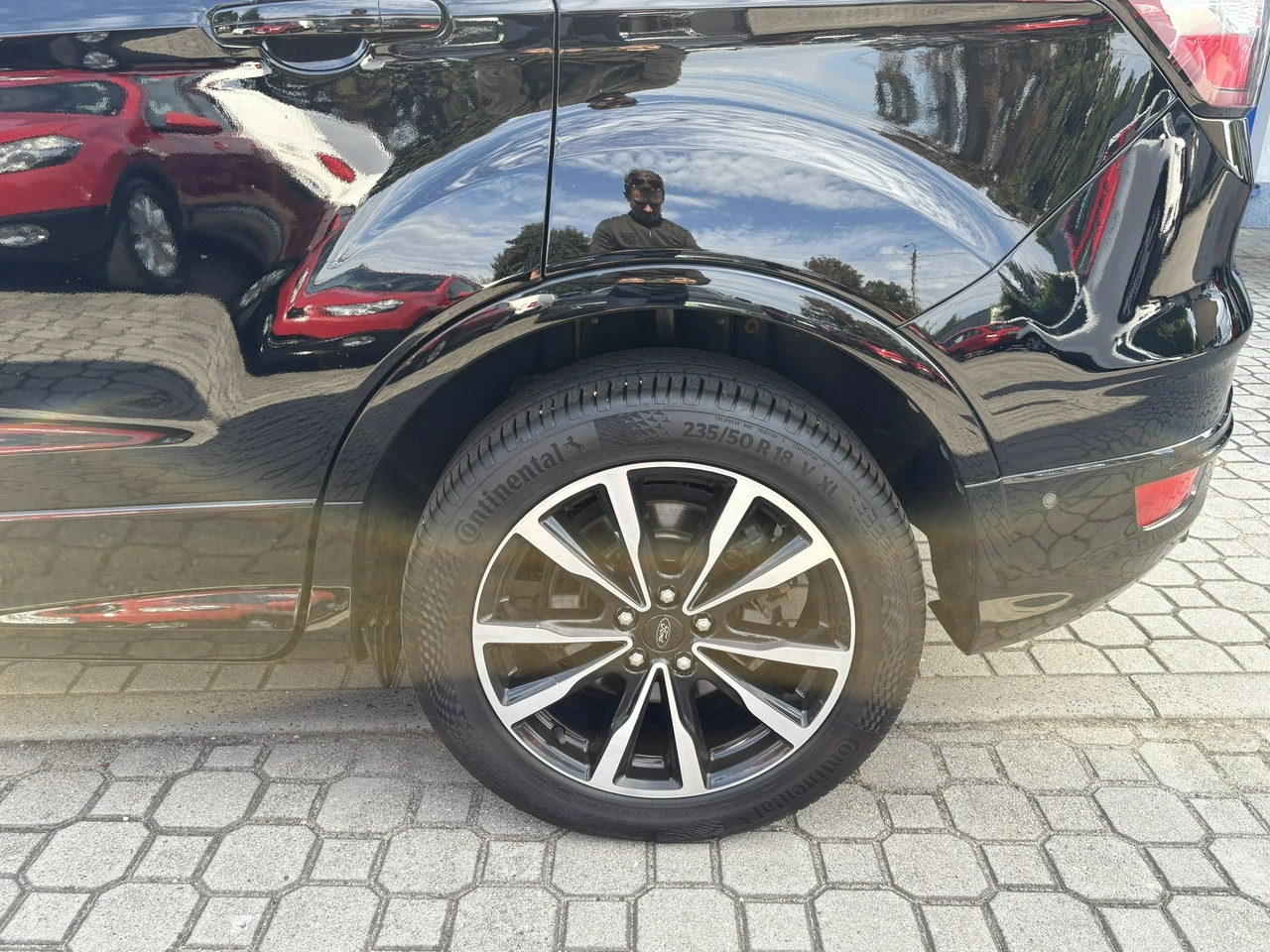 Ford Kuga - Zdjęcie 34