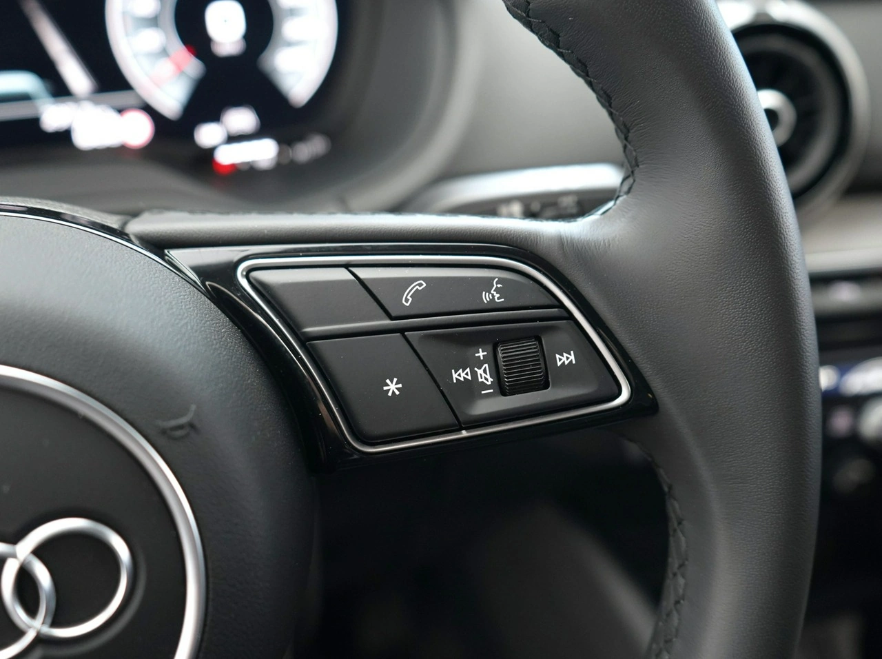 Audi Q2 - Zdjęcie 14