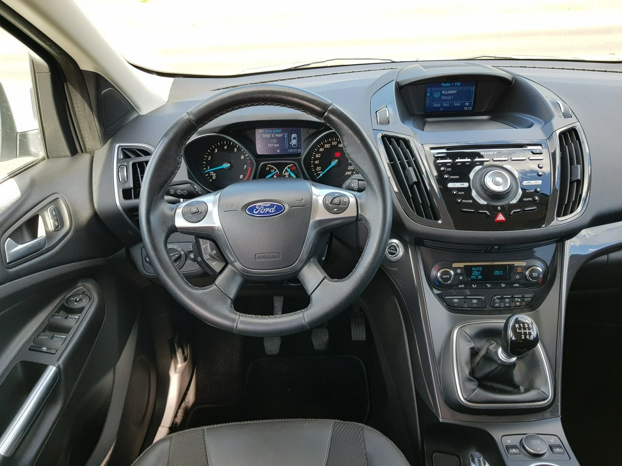 Ford Kuga - Zdjęcie 12
