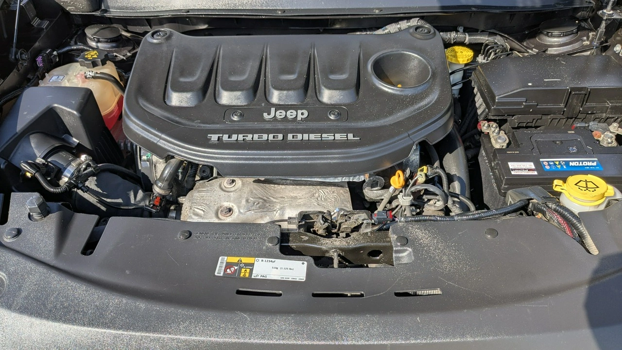 Jeep Cherokee - Zdjęcie 40