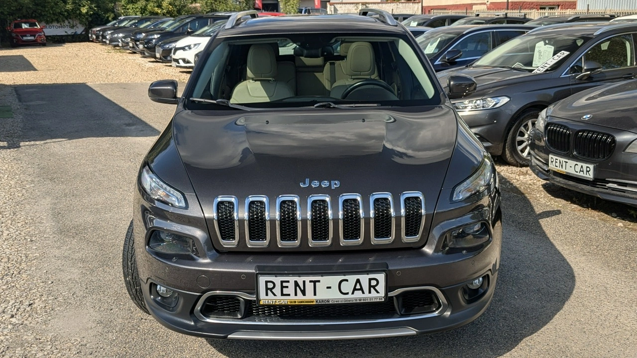 Jeep Cherokee - Zdjęcie 4