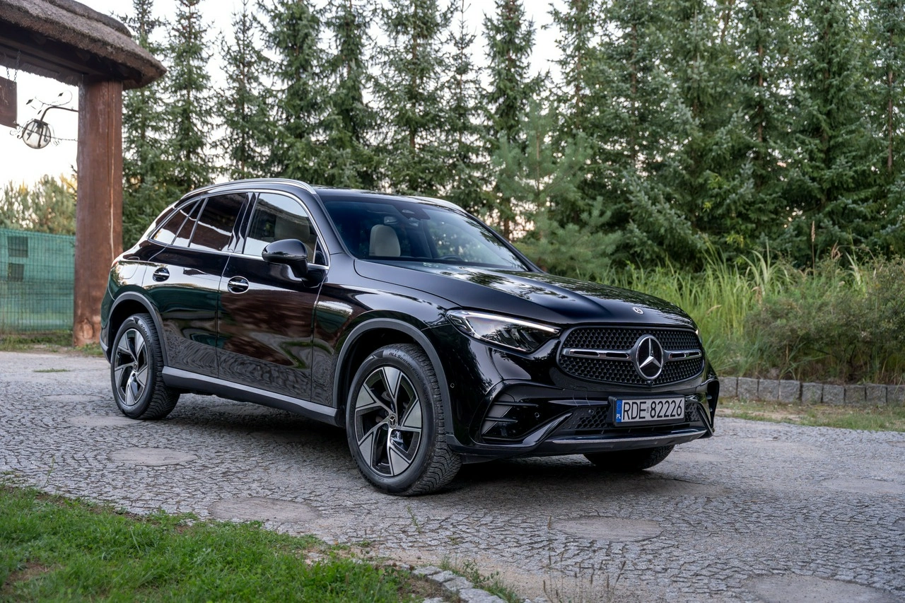 Mercedes GLC 300 - Zdjęcie 9