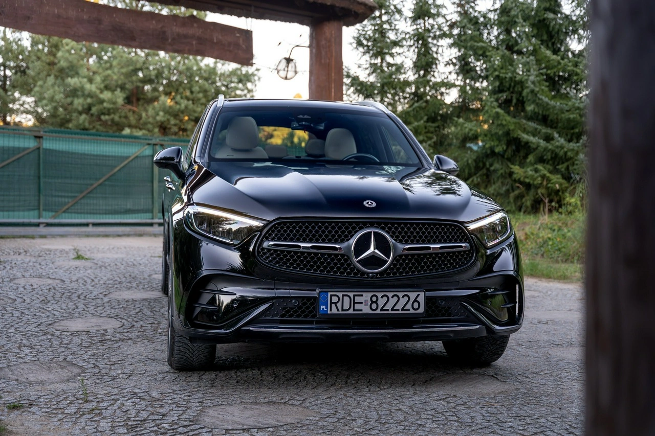 Mercedes GLC 300 - Zdjęcie 22