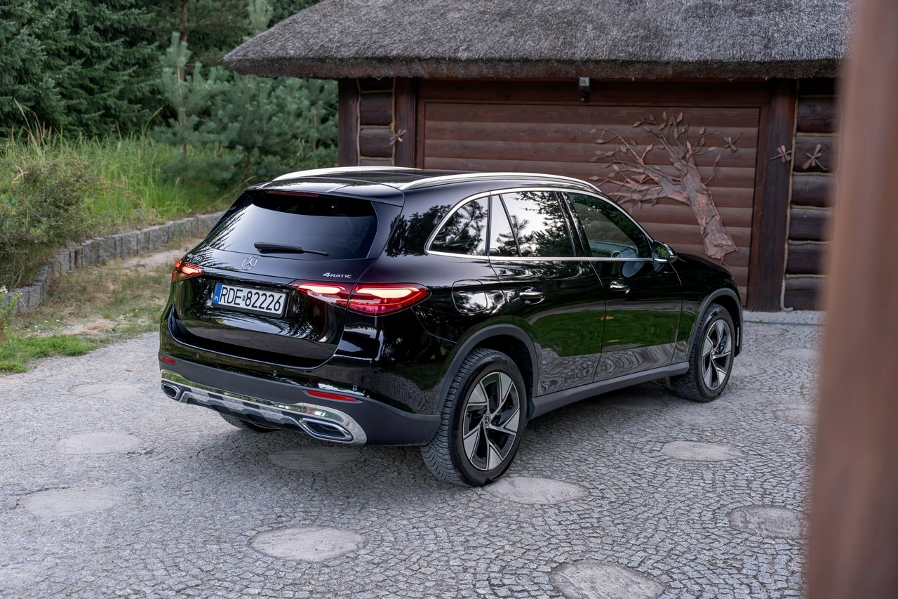 Mercedes GLC 300 - Zdjęcie 27