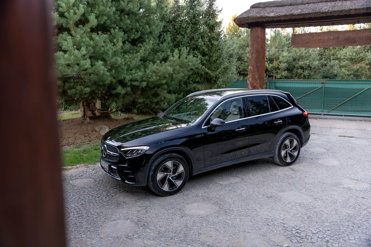 Mercedes GLC 300 - Zdjęcie 2