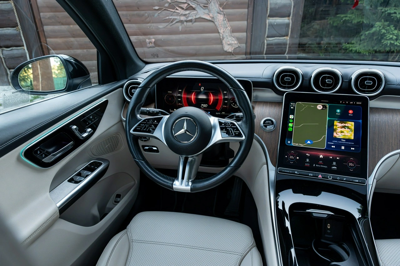 Mercedes GLC 300 - Zdjęcie 44