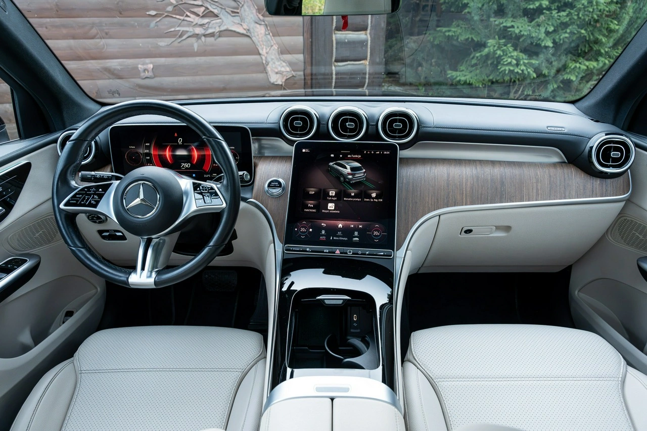 Mercedes GLC 300 - Zdjęcie 58