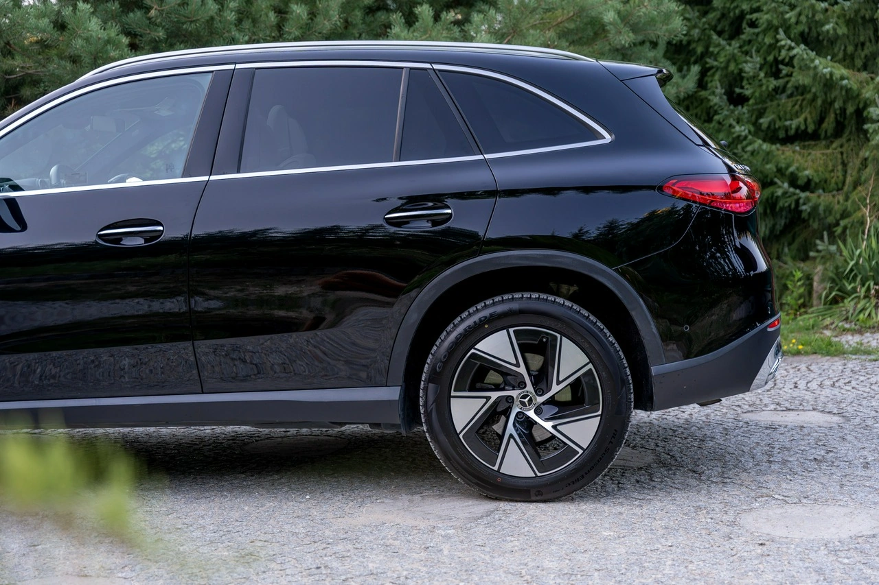 Mercedes GLC 300 - Zdjęcie 8