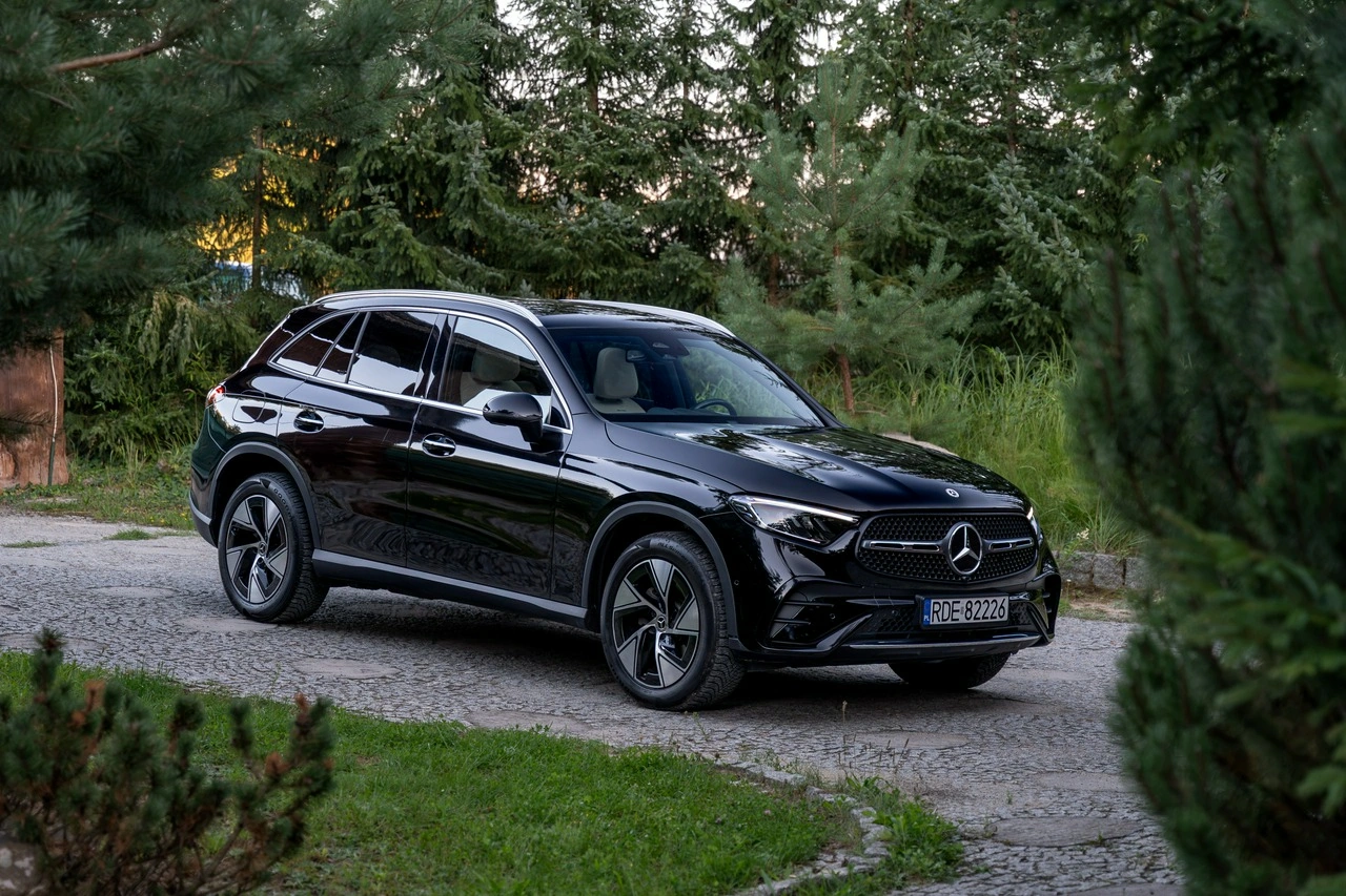 Mercedes GLC 300 - Główne zdjęcie