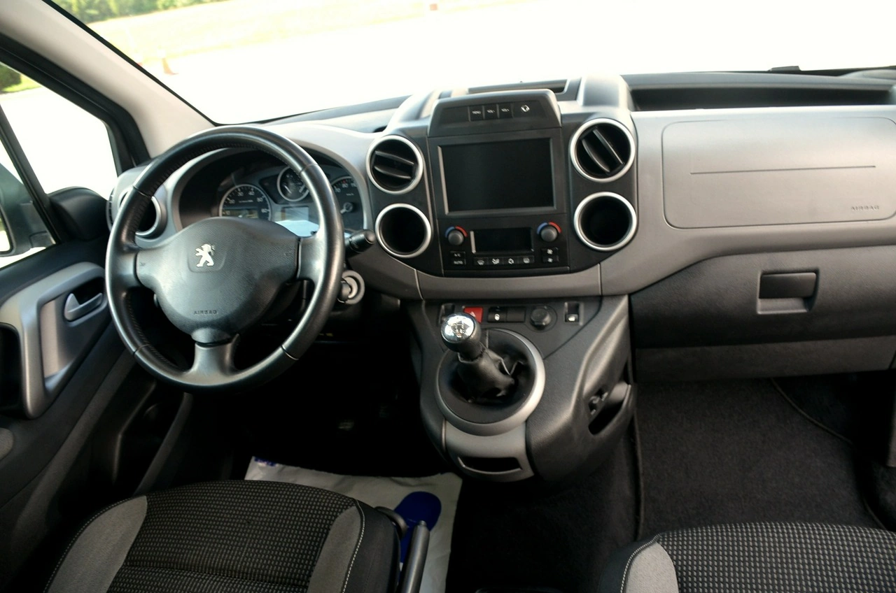 Peugeot Partner - Zdjęcie 15