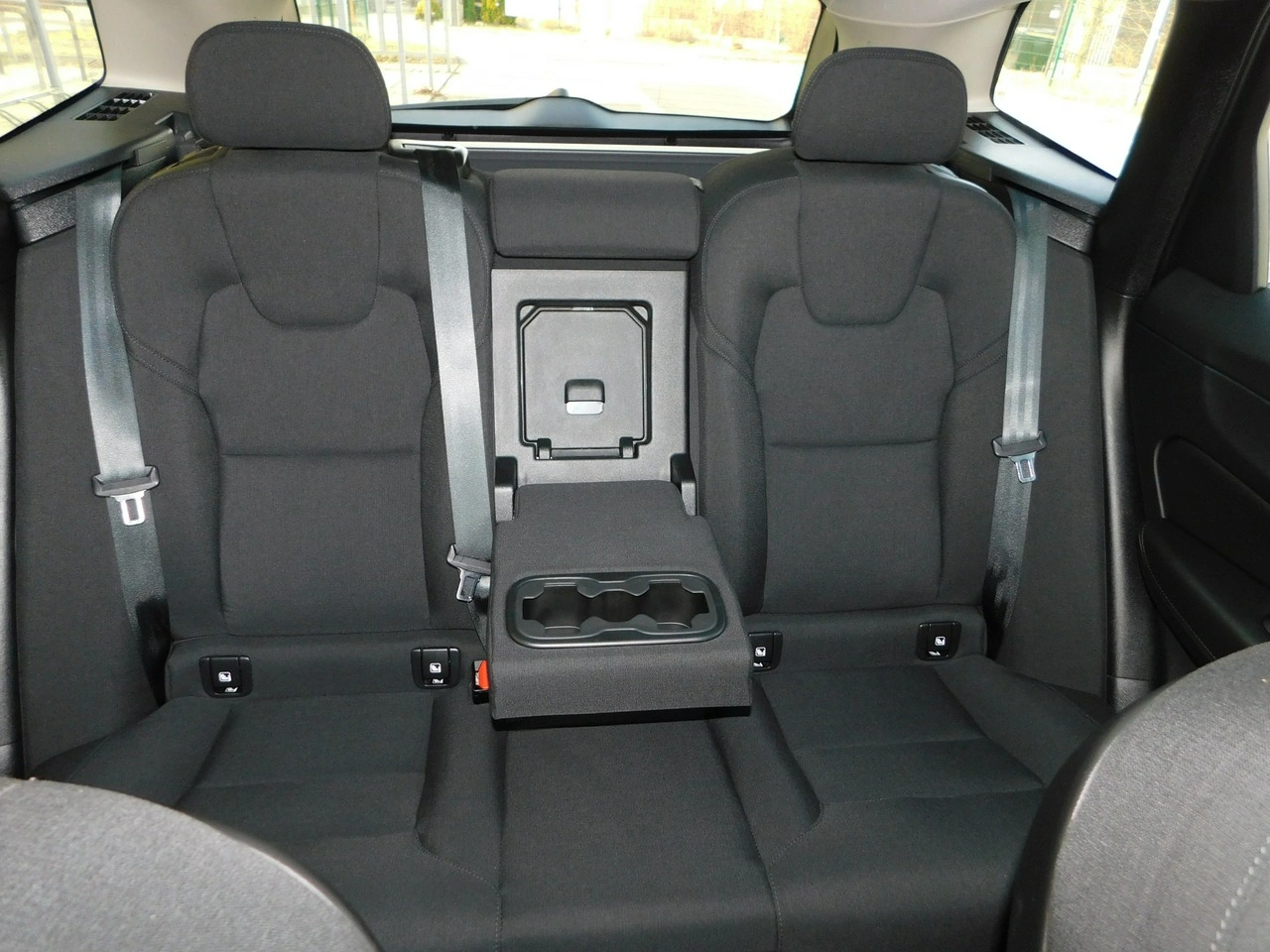 Volvo XC 60 - Zdjęcie 11