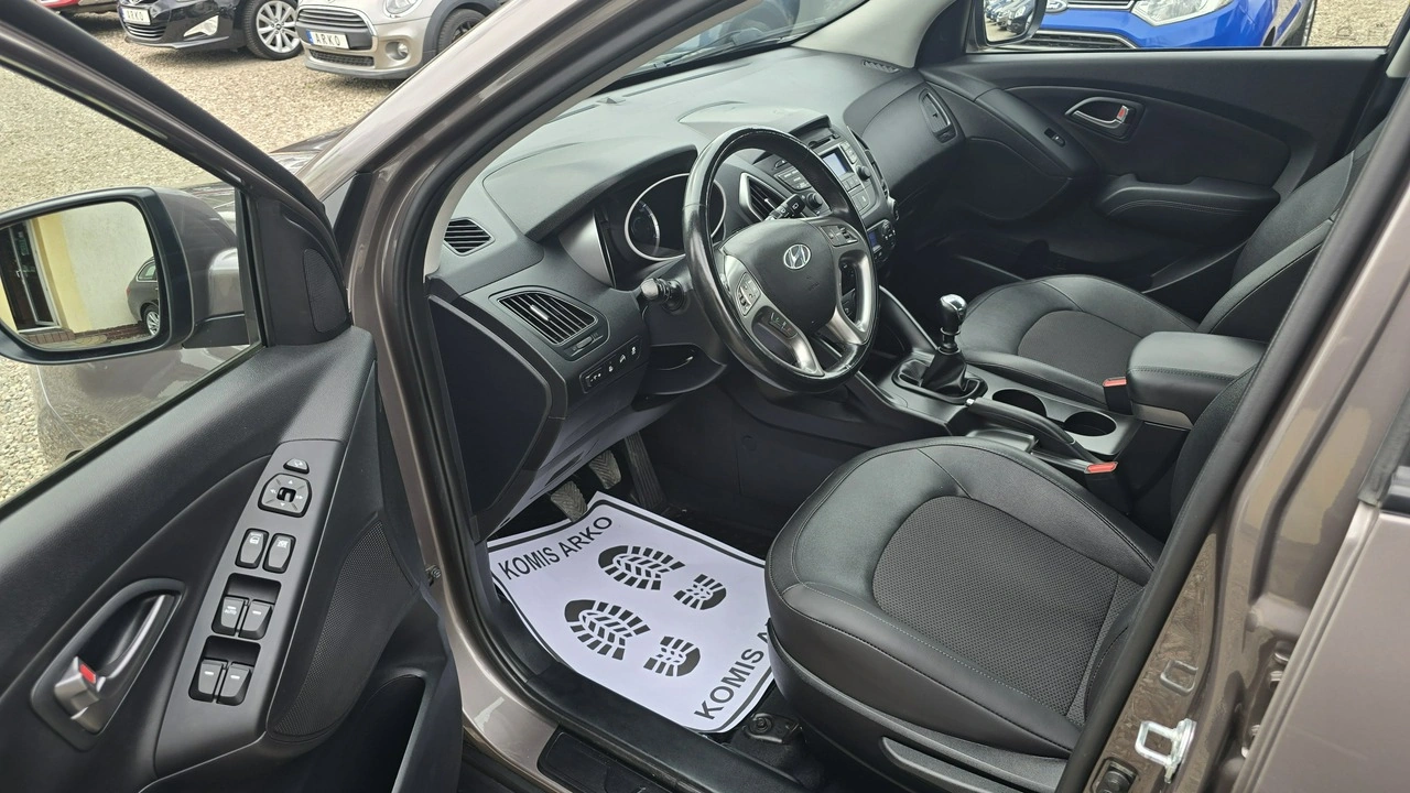 Hyundai ix35 - Zdjęcie 8
