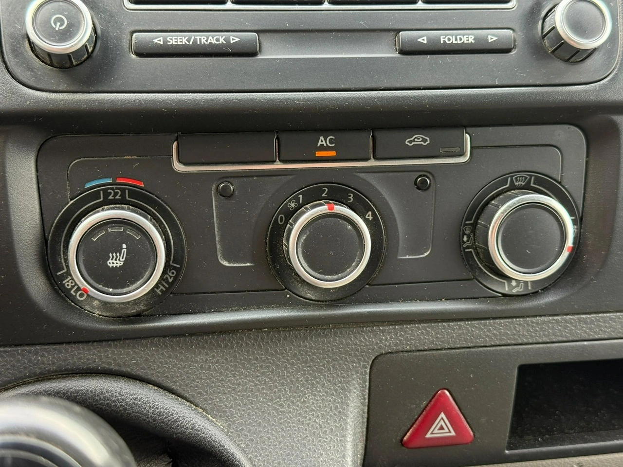 Volkswagen Transporter - Zdjęcie 13