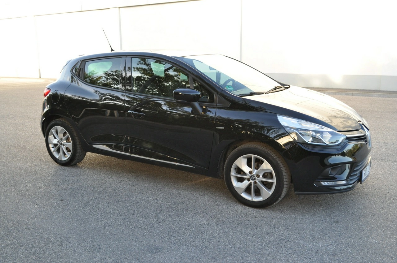 Renault Clio - Zdjęcie 1