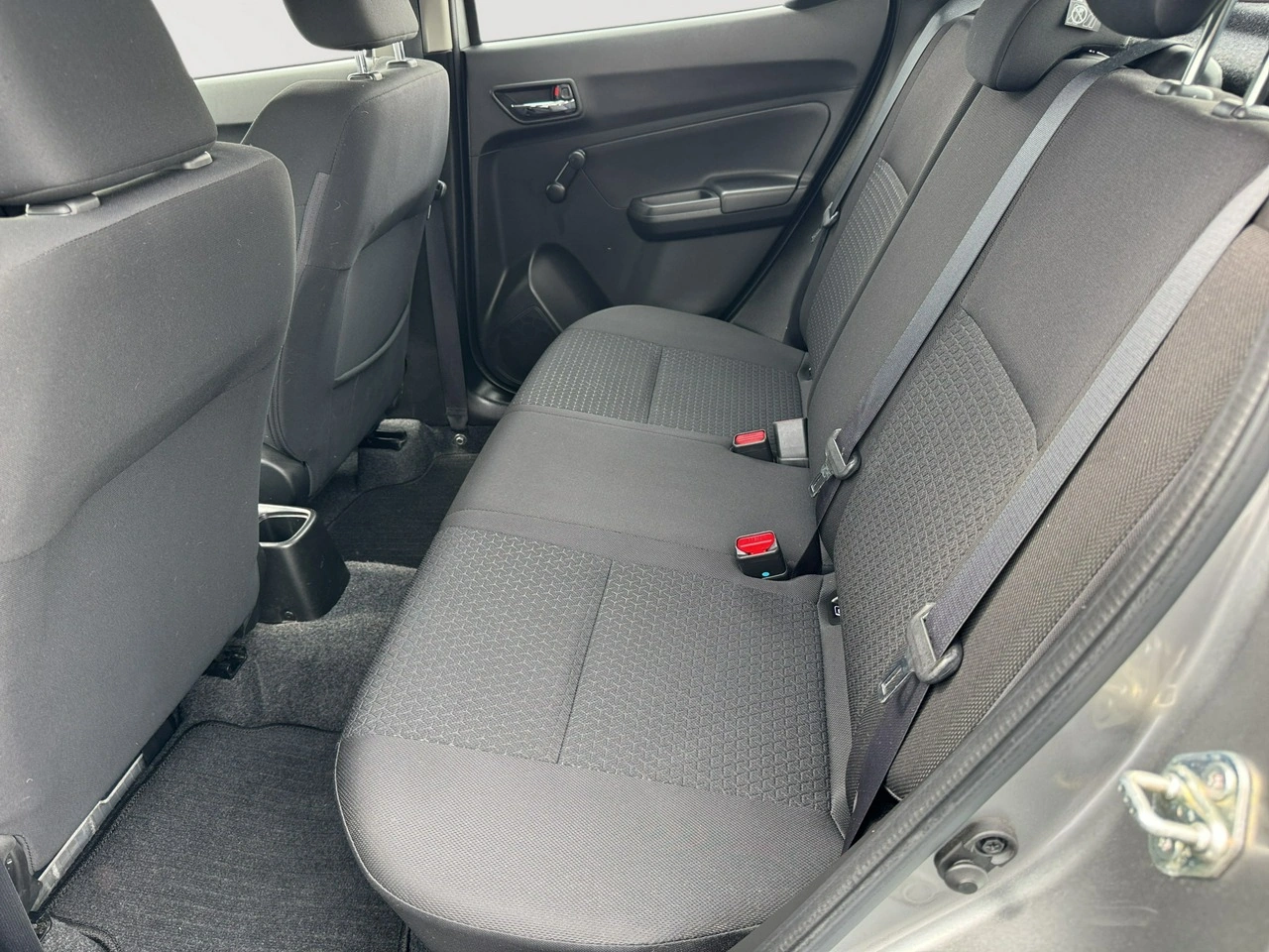 Suzuki Swift - Zdjęcie 17