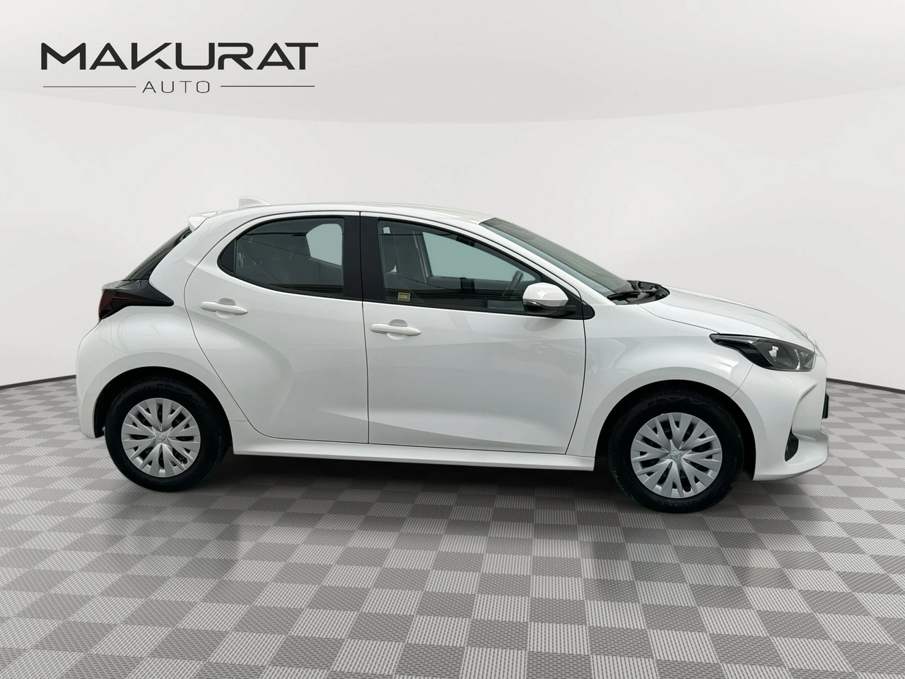 Toyota Yaris - Zdjęcie 7