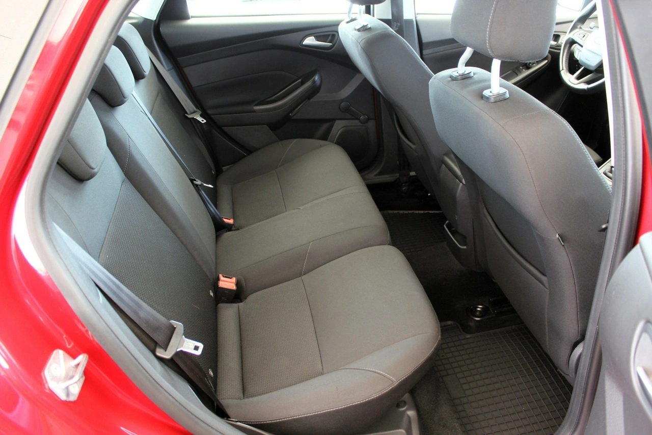 Ford Focus - Zdjęcie 9