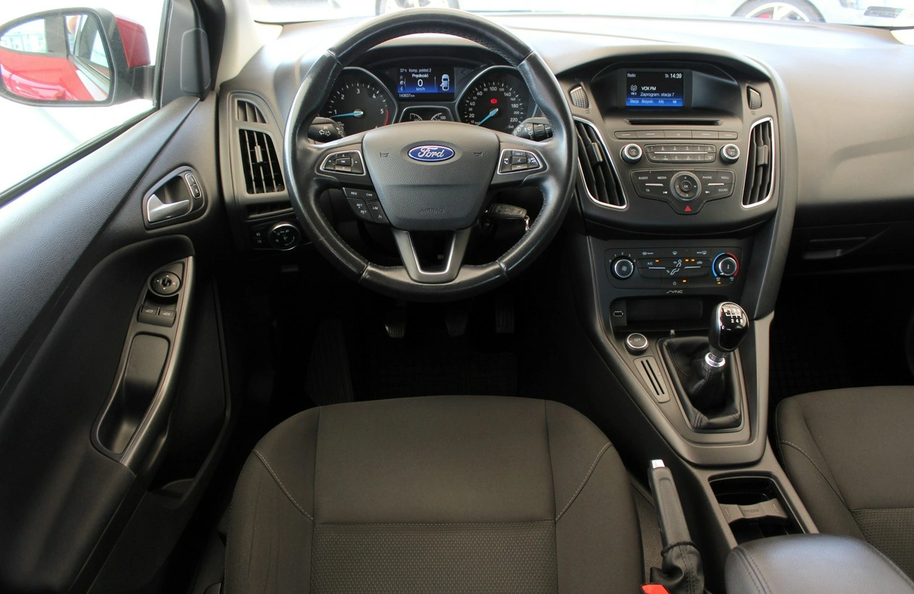 Ford Focus - Zdjęcie 10