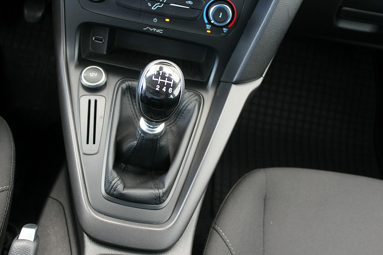 Ford Focus - Zdjęcie 16