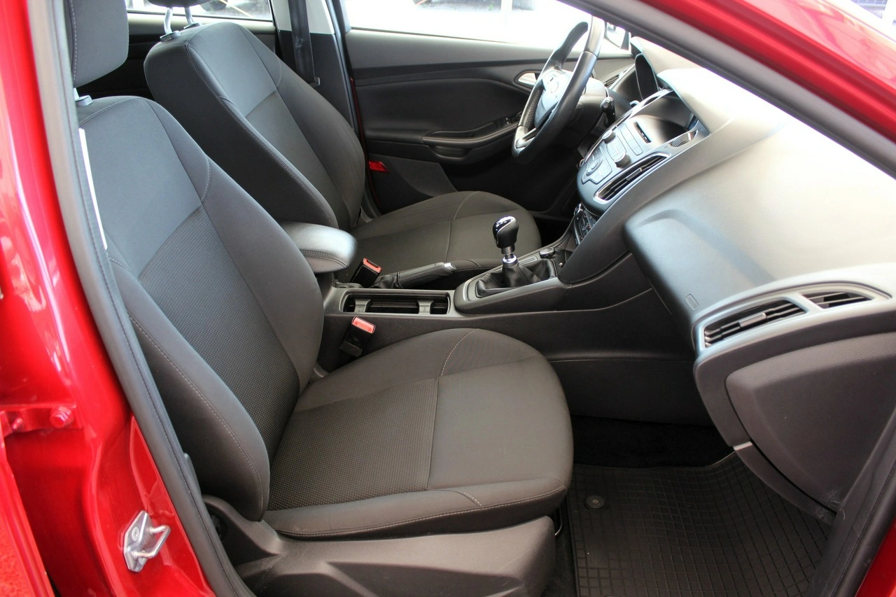 Ford Focus - Zdjęcie 8