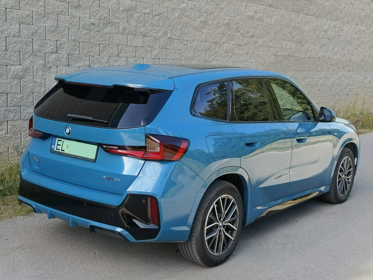 BMW iX1 - Zdjęcie 3