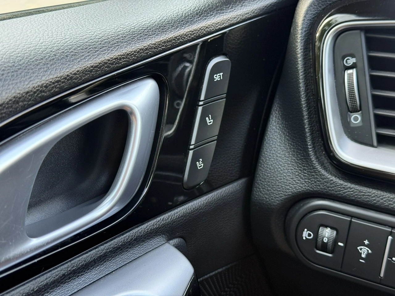 Kia Pro Cee'd - Zdjęcie 24