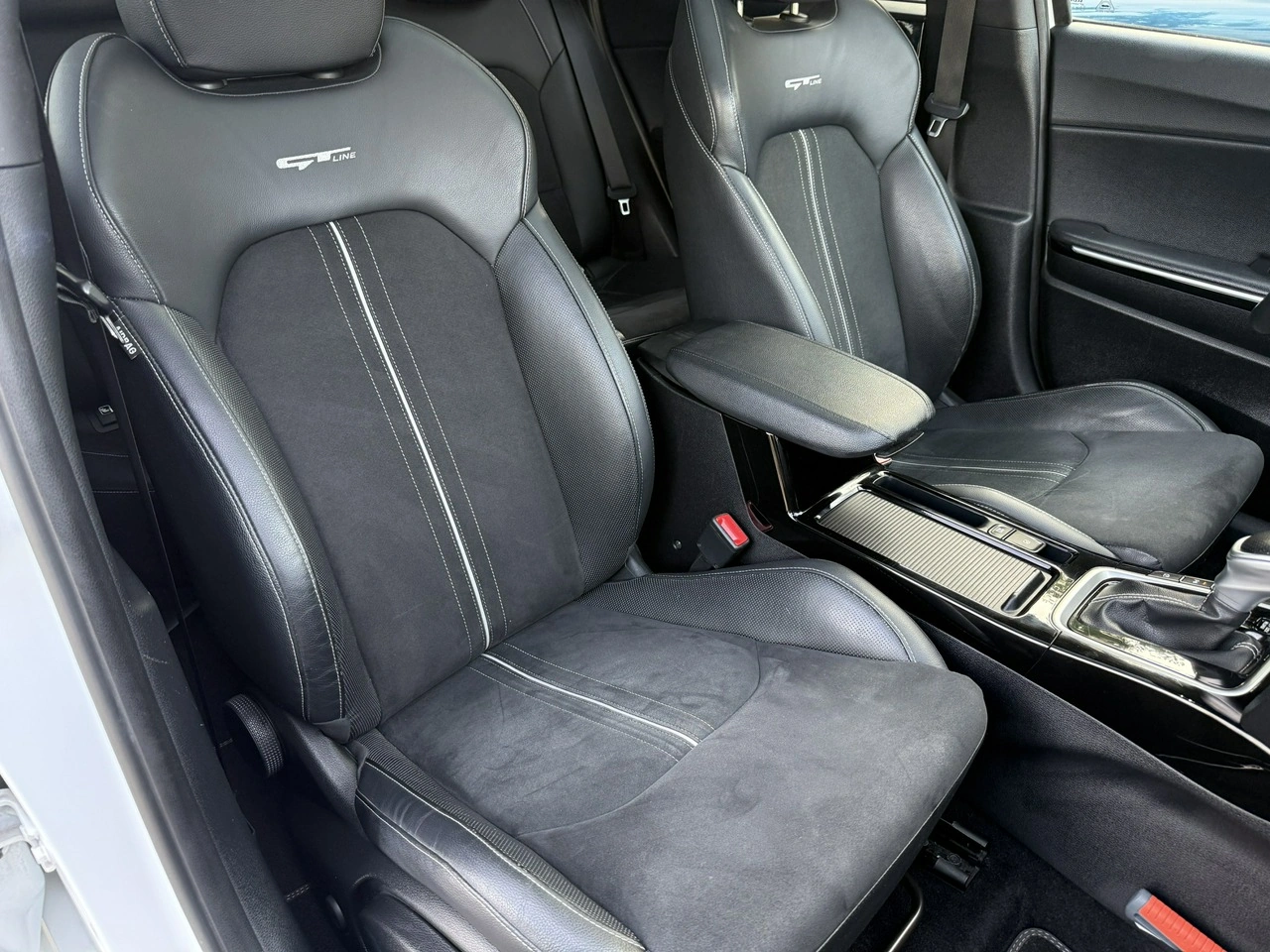 Kia Pro Cee'd - Zdjęcie 7