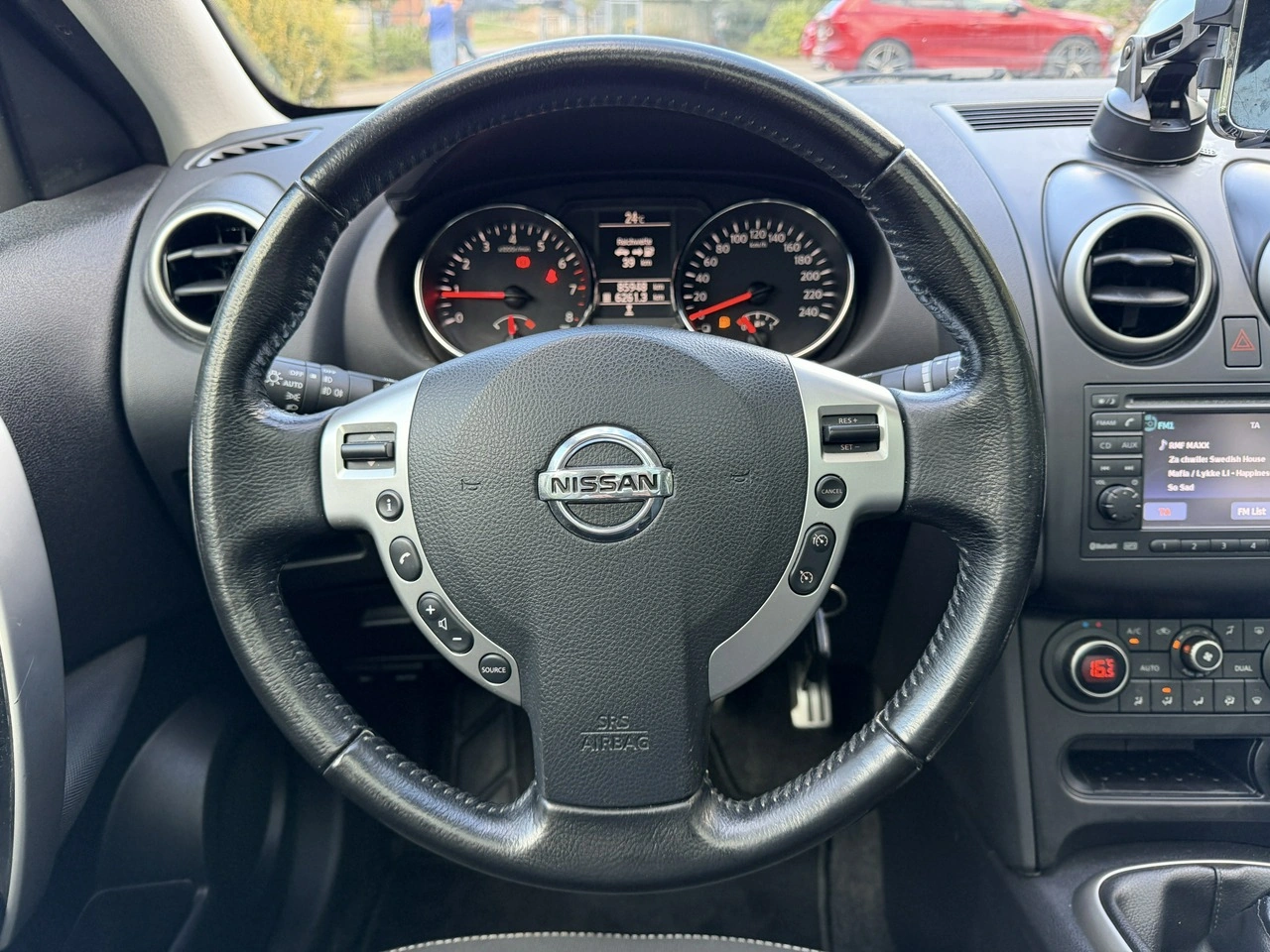 Nissan Qashqai - Zdjęcie 8