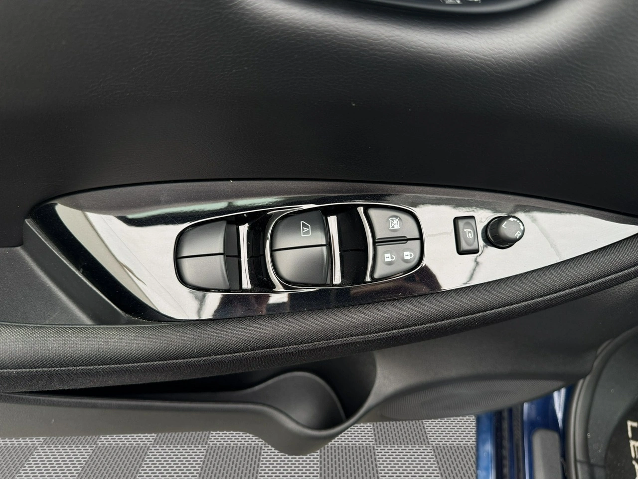 Nissan Leaf - Zdjęcie 10