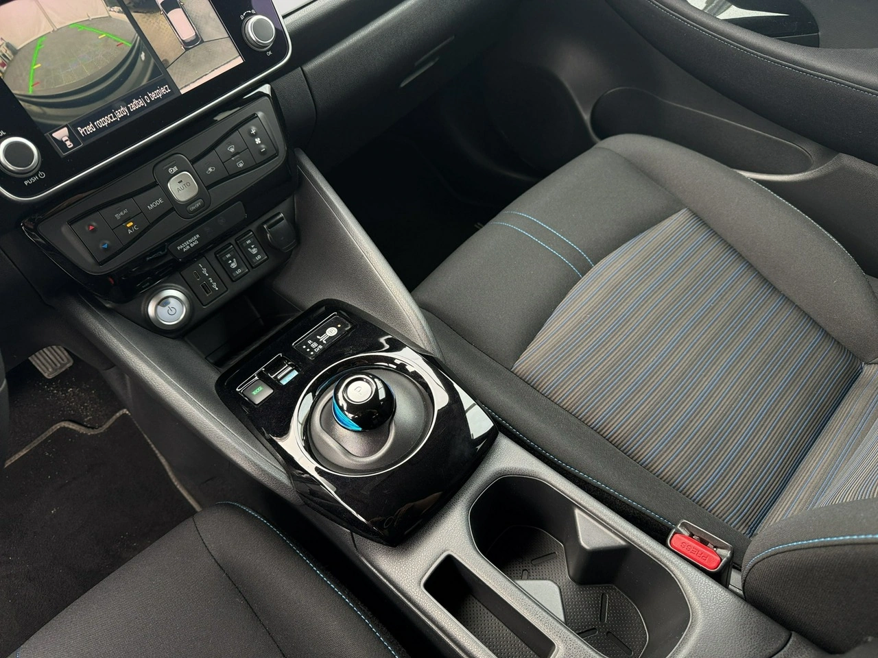 Nissan Leaf - Zdjęcie 15