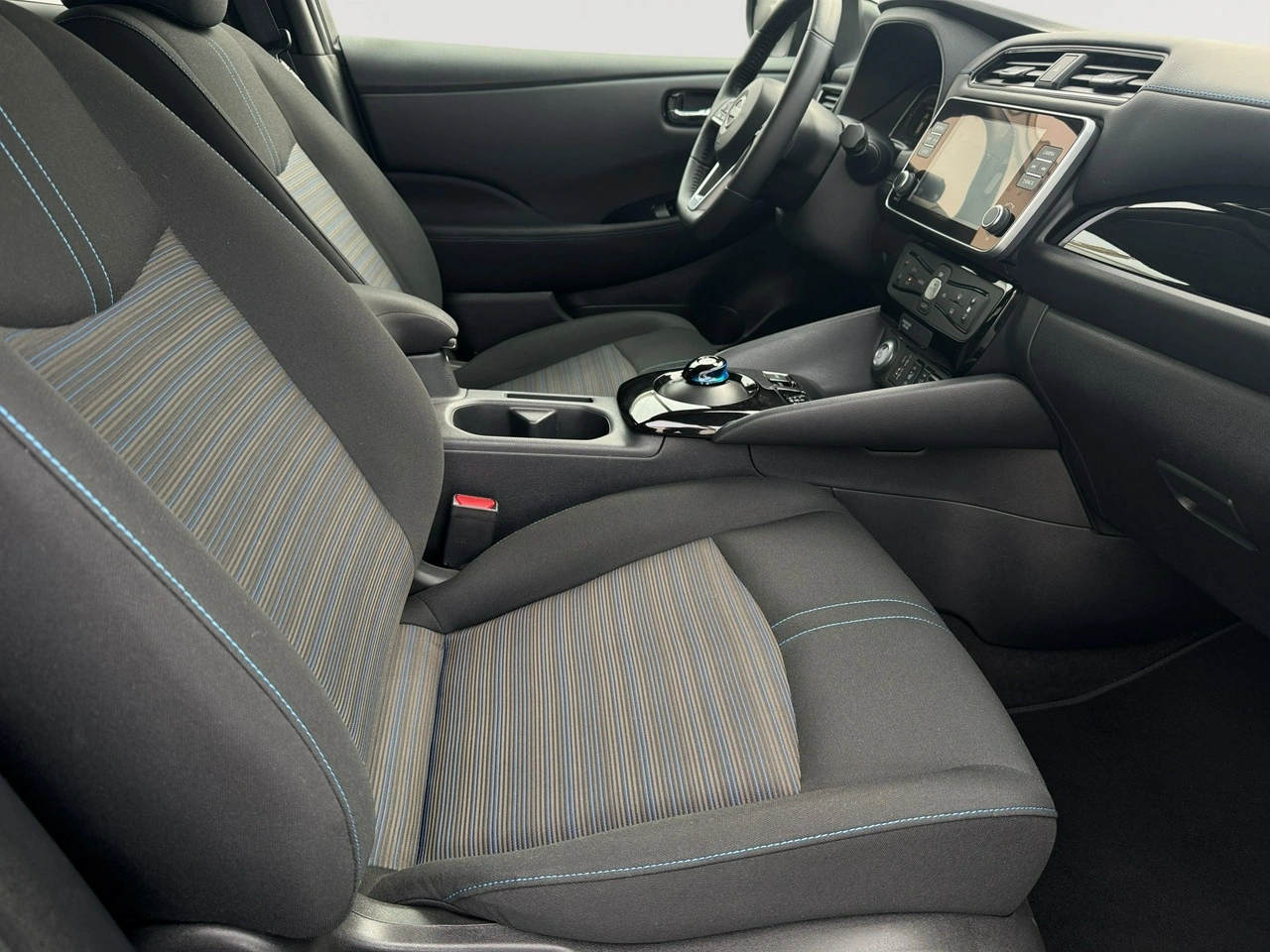 Nissan Leaf - Zdjęcie 23