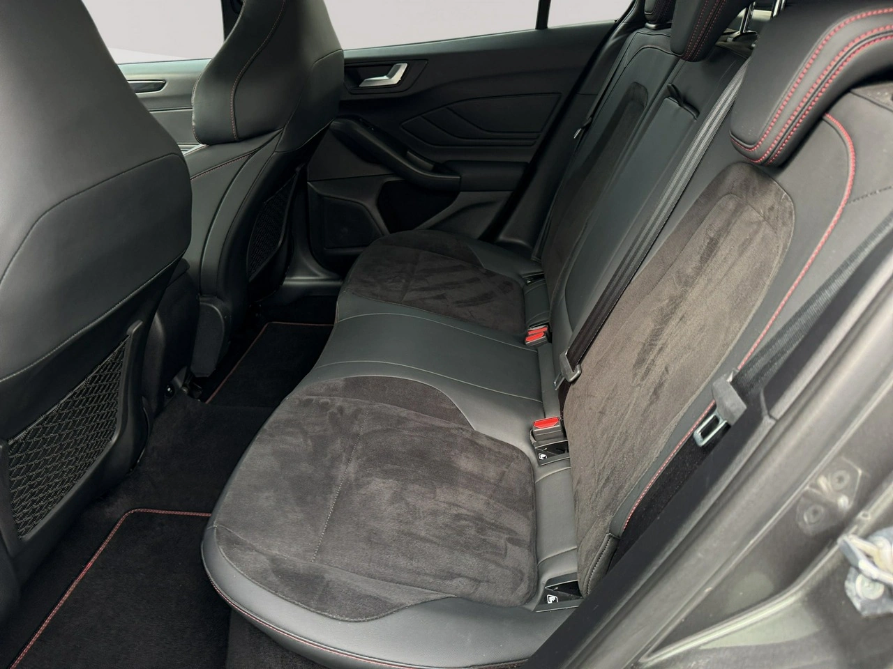 Ford Focus - Zdjęcie 24