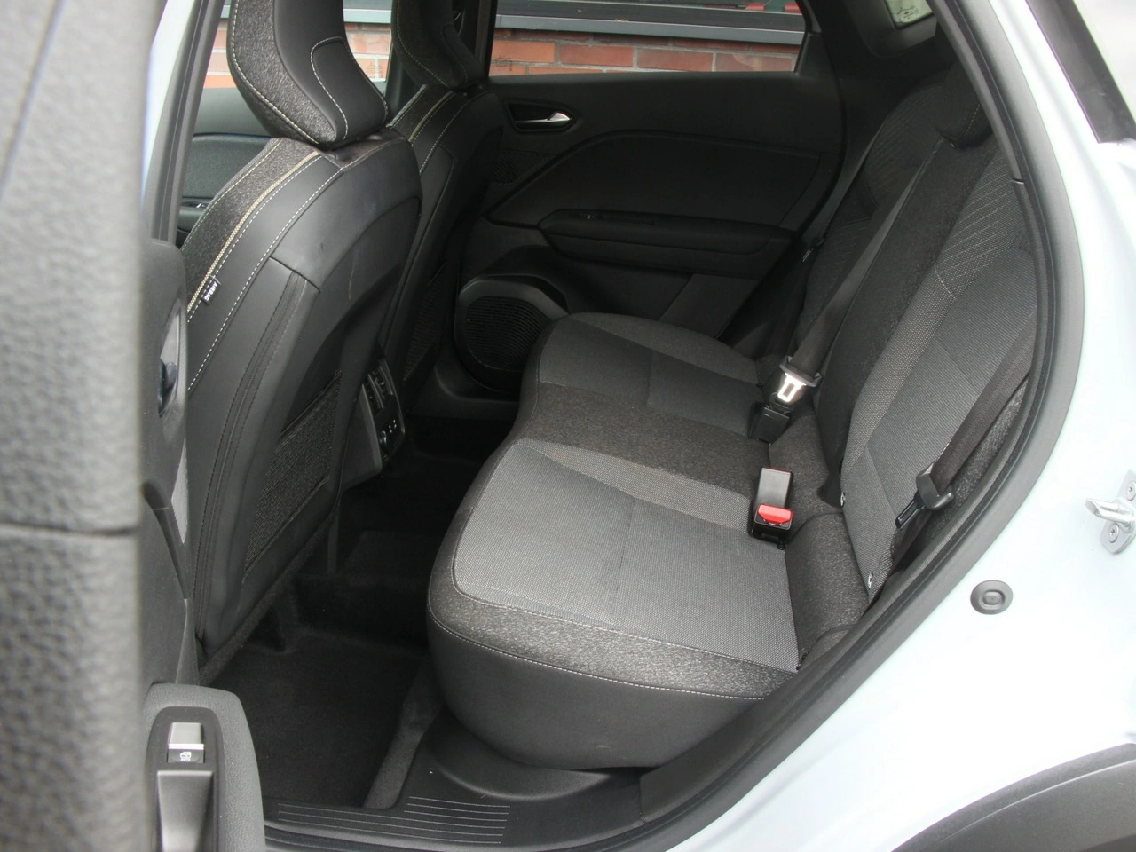 Renault Captur - Zdjęcie 9