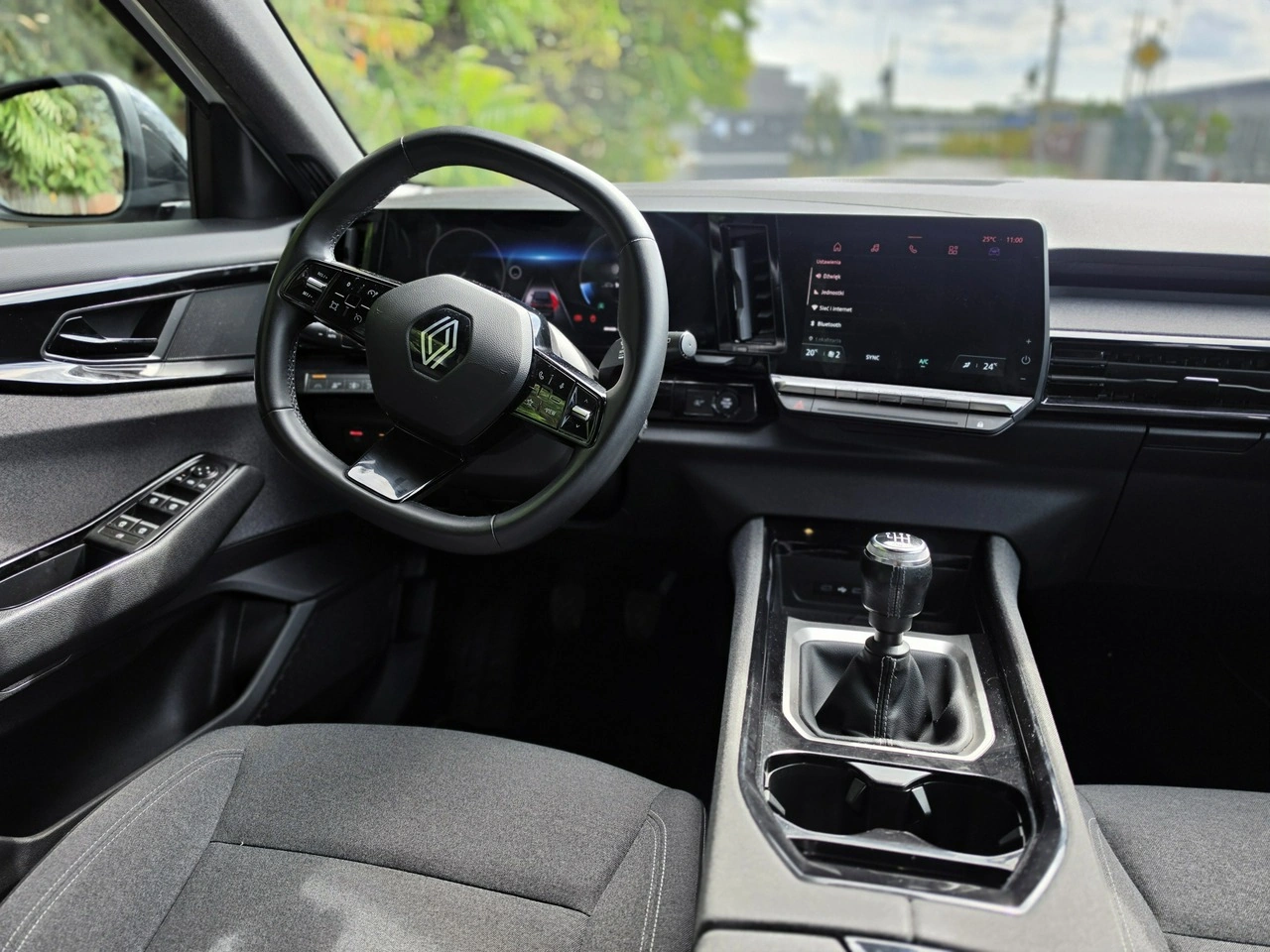 Renault Austral - Zdjęcie 13