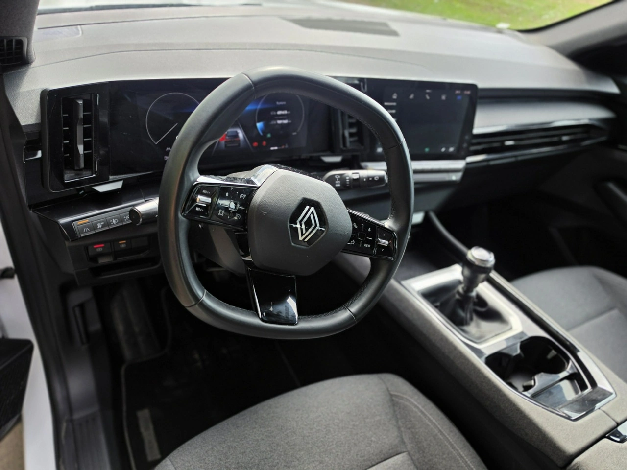 Renault Austral - Zdjęcie 17