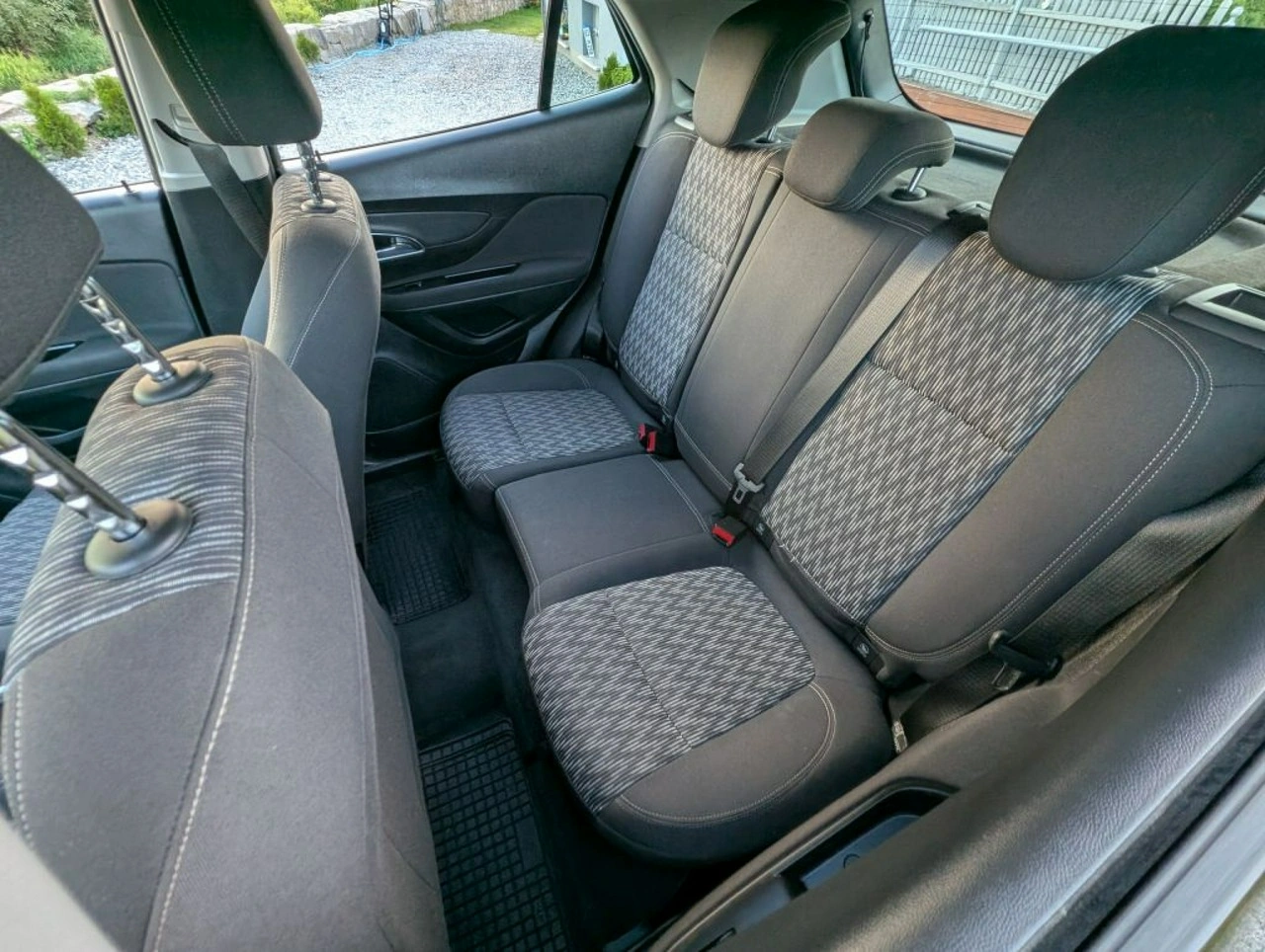 Opel Mokka - Zdjęcie 11
