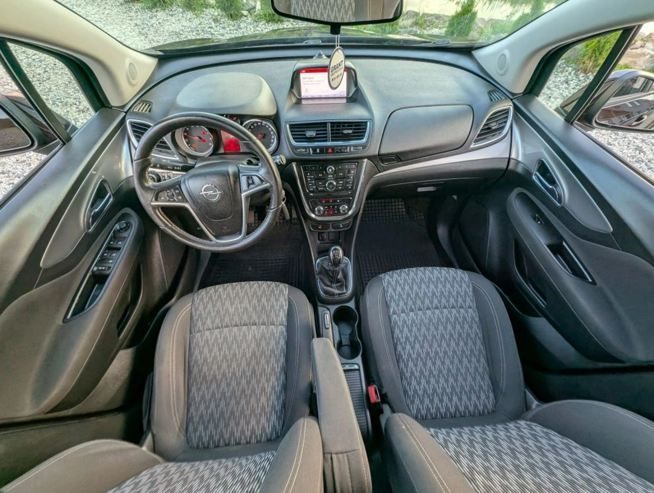 Opel Mokka - Zdjęcie 12