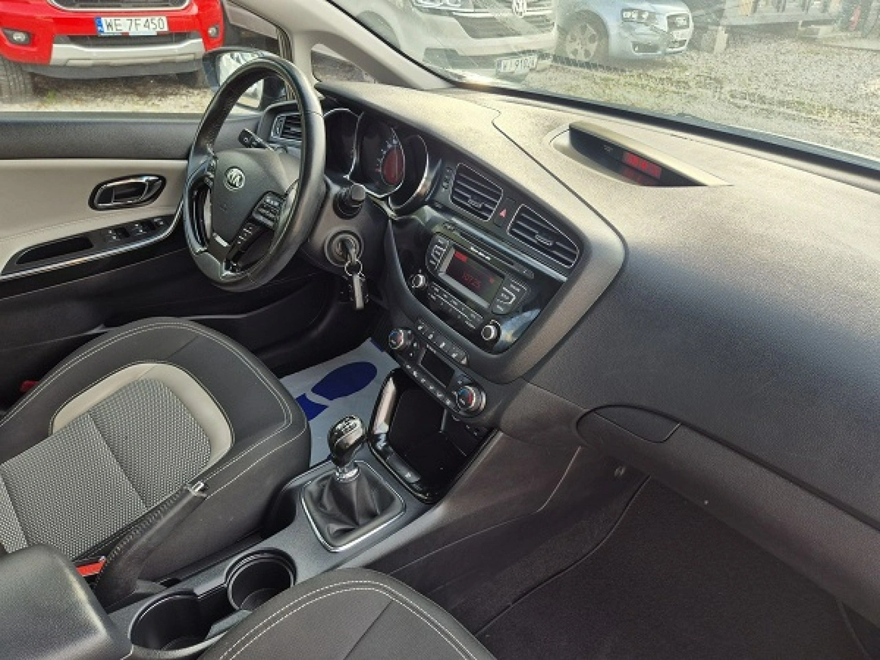 Kia Ceed - Zdjęcie 16