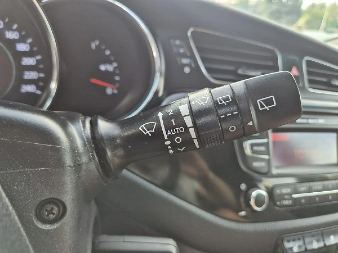 Kia Ceed - Zdjęcie 30