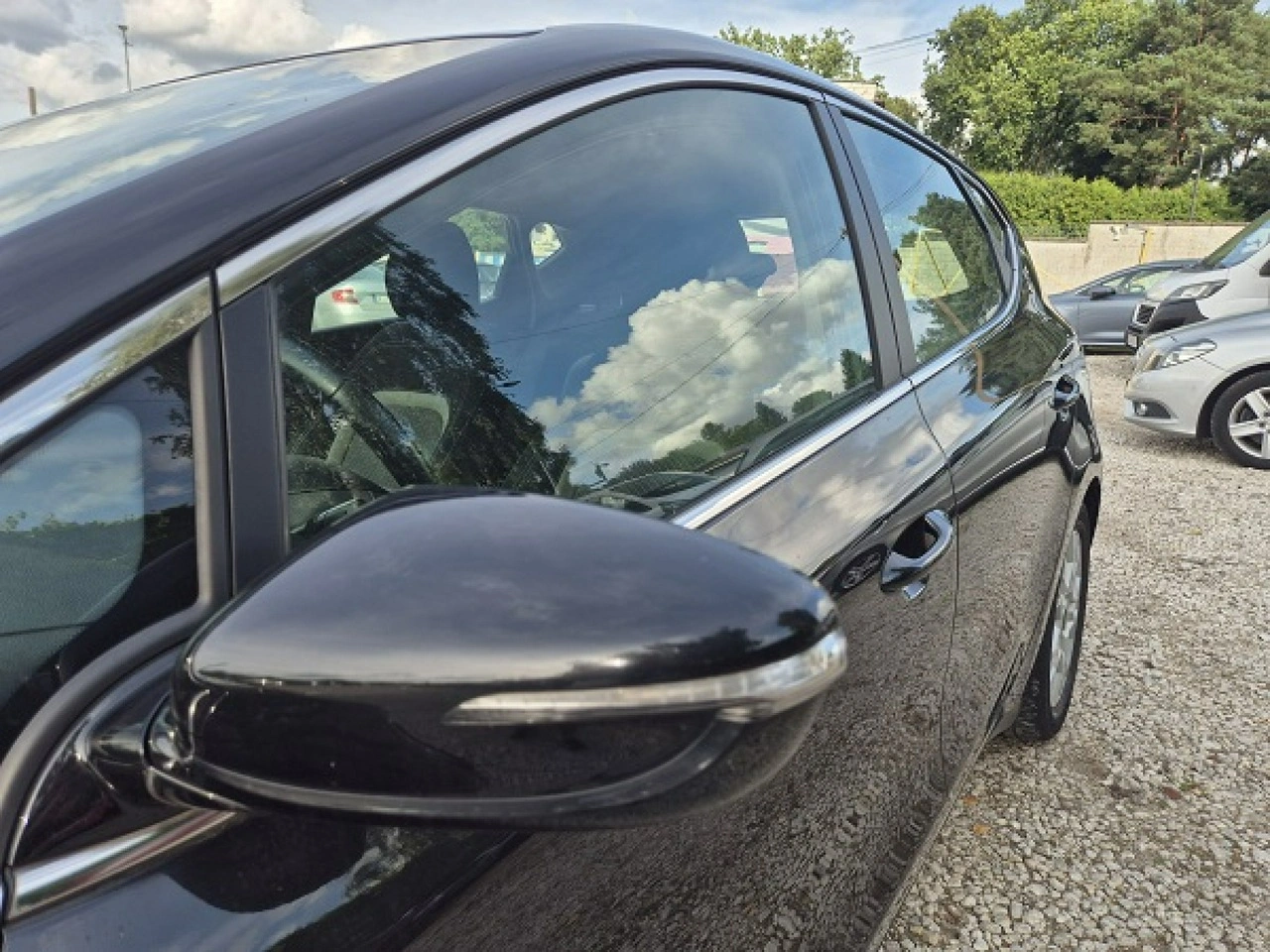 Kia Ceed - Zdjęcie 8