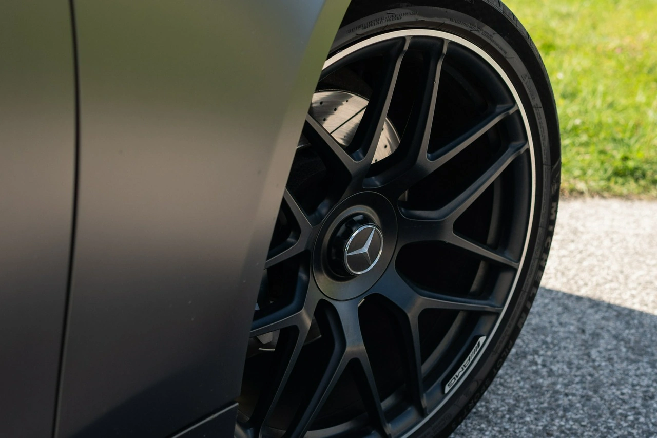 Mercedes AMG GT - Zdjęcie 13