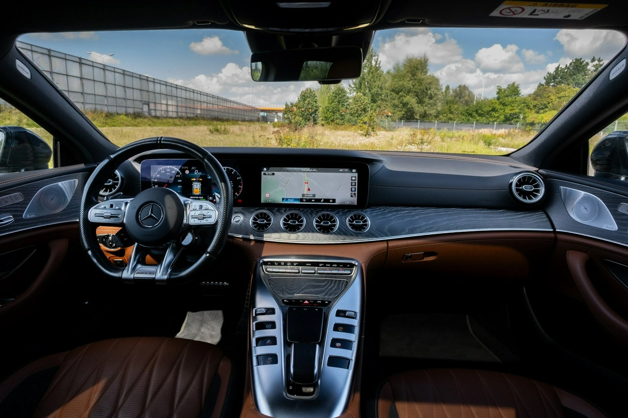 Mercedes AMG GT - Zdjęcie 18