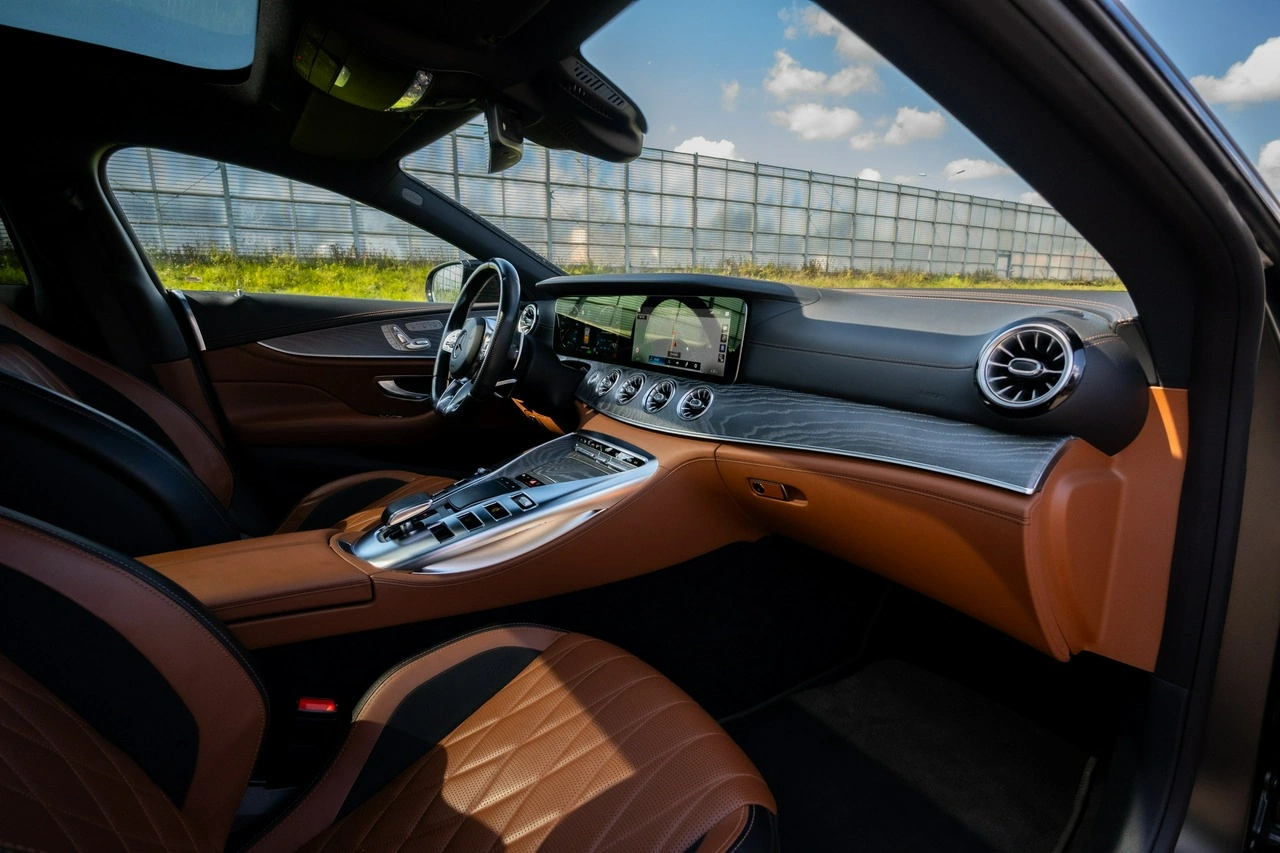 Mercedes AMG GT - Zdjęcie 22