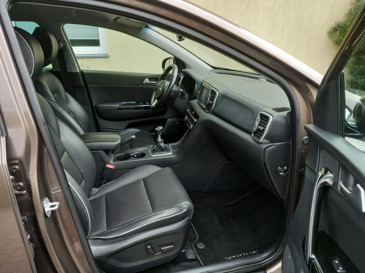 Kia Sportage - Zdjęcie 17