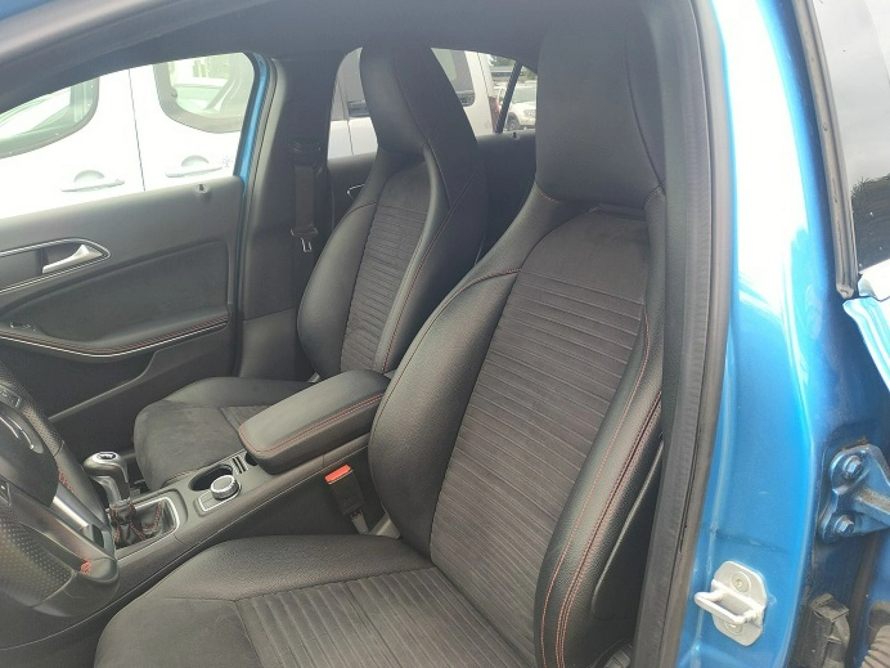 Mercedes A 180 - Zdjęcie 22