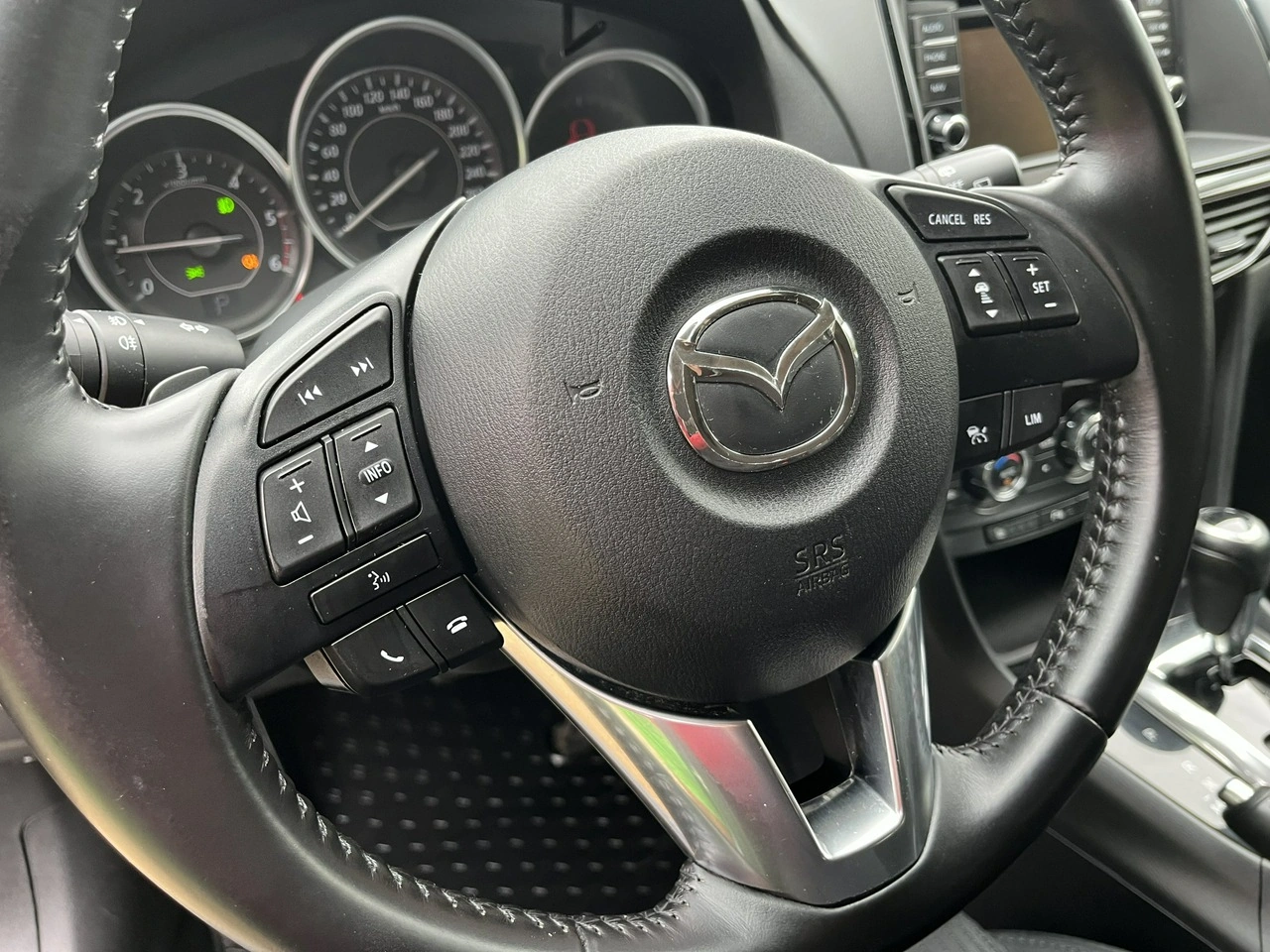 Mazda 6 - Zdjęcie 19