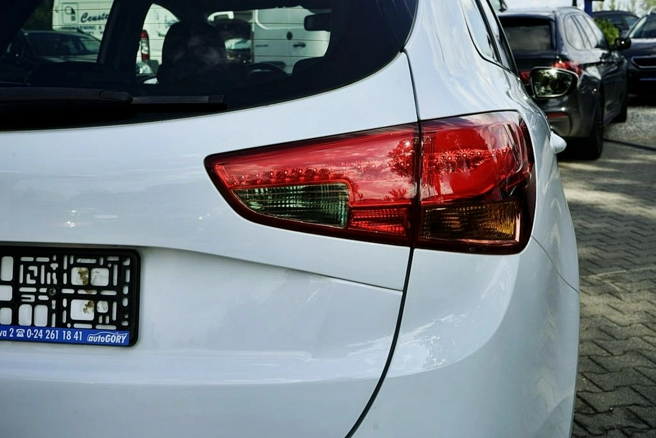 Kia Ceed - Zdjęcie 13